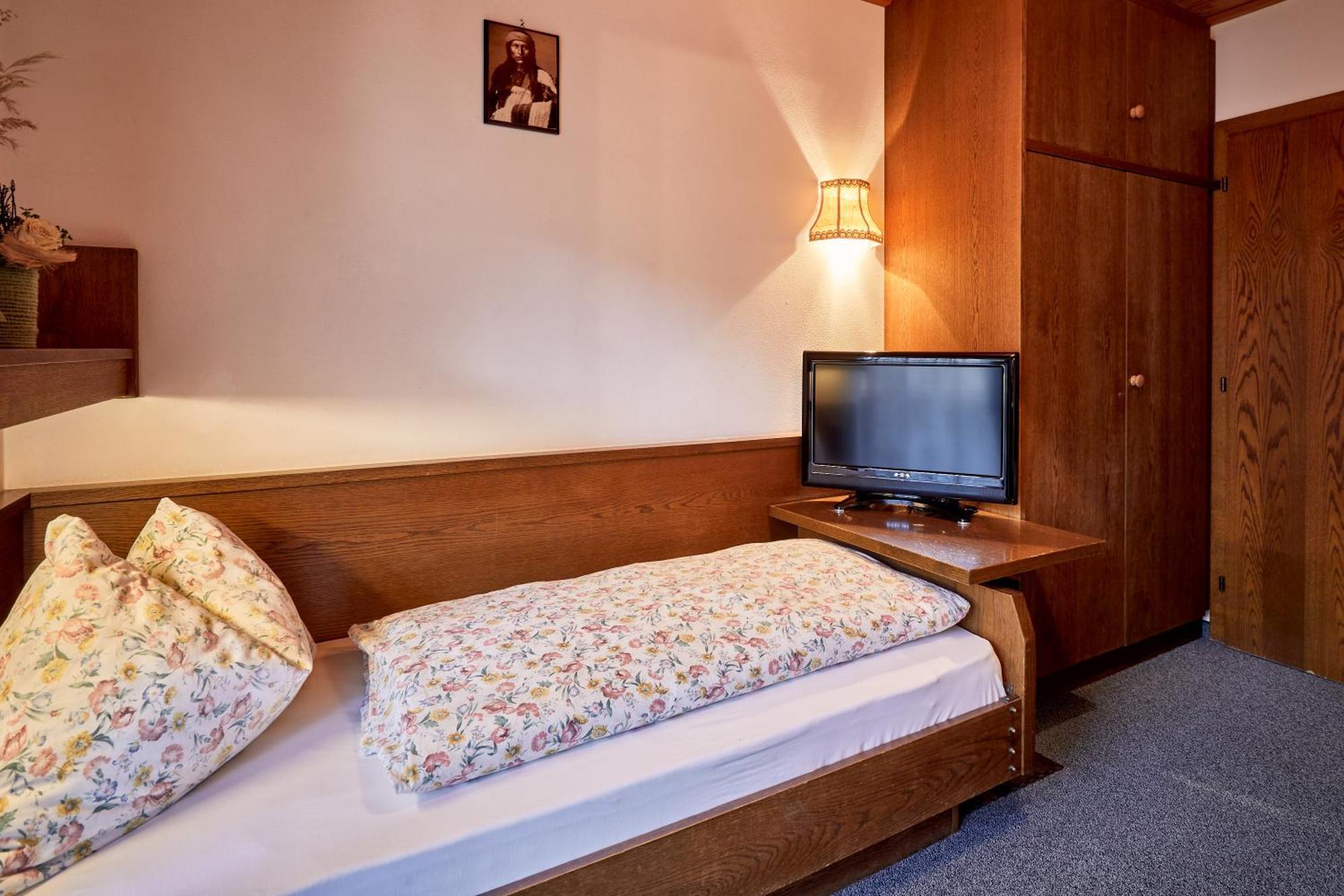 Ferienpension Zummüllerhof Natz-Schabs Zimmer foto