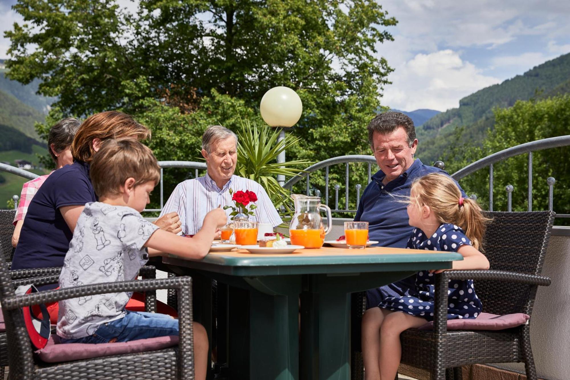 Ferienpension Zummüllerhof Natz-Schabs Exterior foto